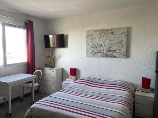 Au Rythme Des Ferrys Apartment Calais Luaran gambar