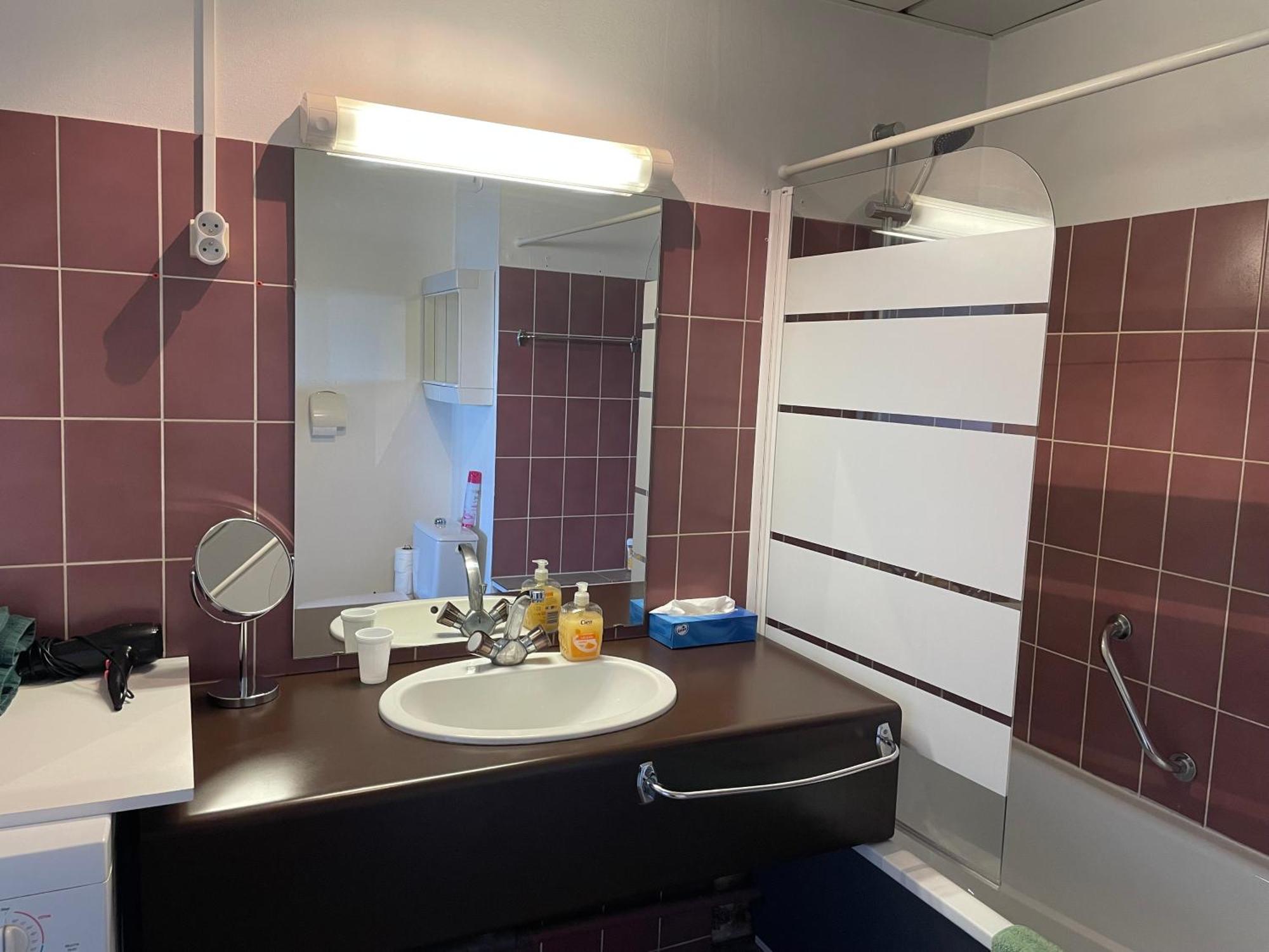 Au Rythme Des Ferrys Apartment Calais Luaran gambar