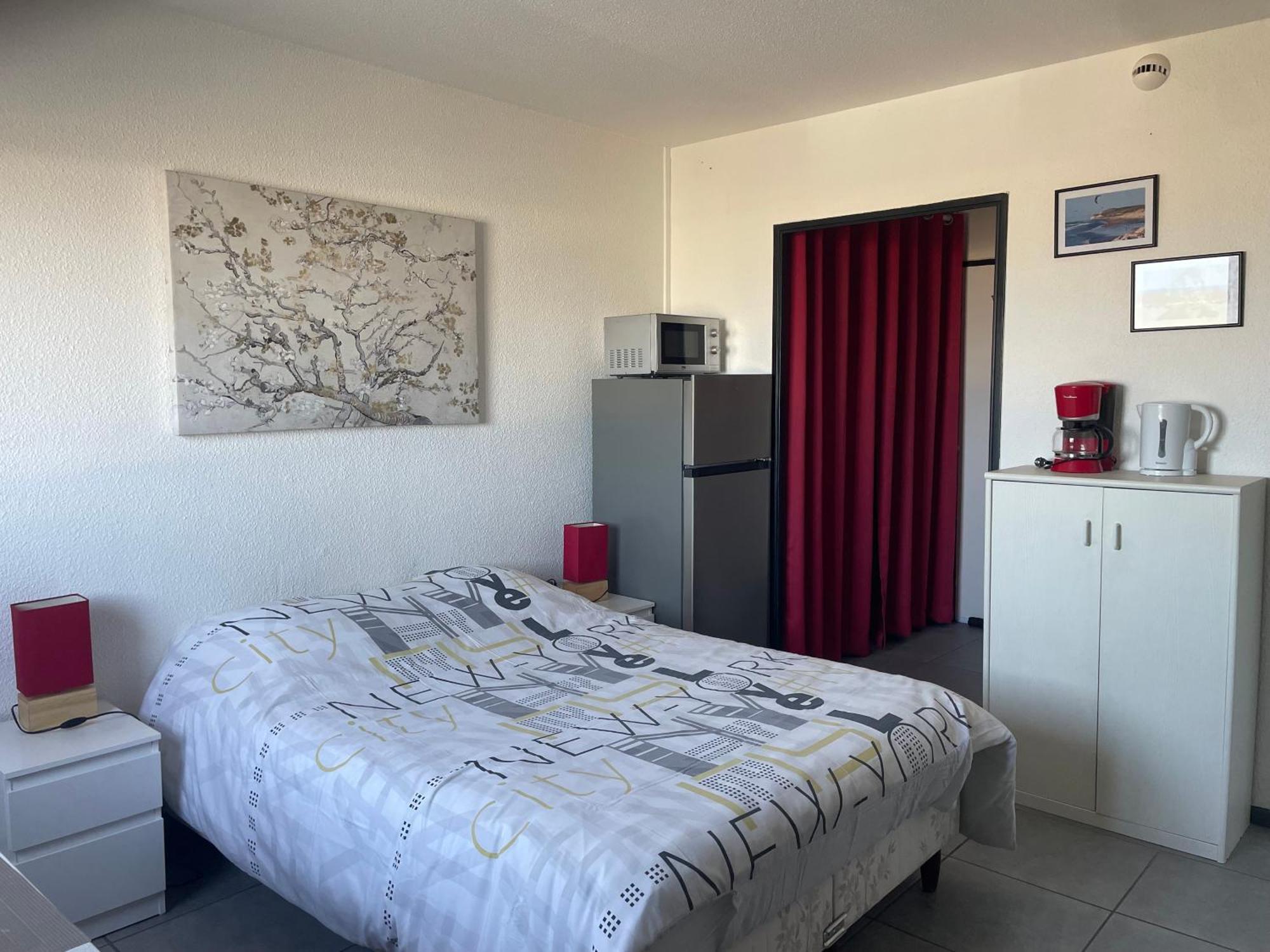 Au Rythme Des Ferrys Apartment Calais Luaran gambar
